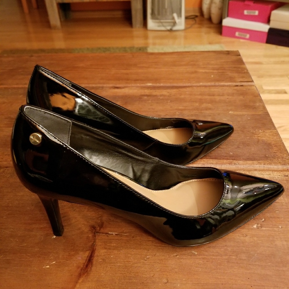 Shoes - Picture 3 of 3
